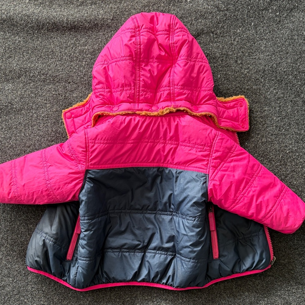 Patagonia baby Tribbles reversible jacket 6-12 months - Picture 3 of 6